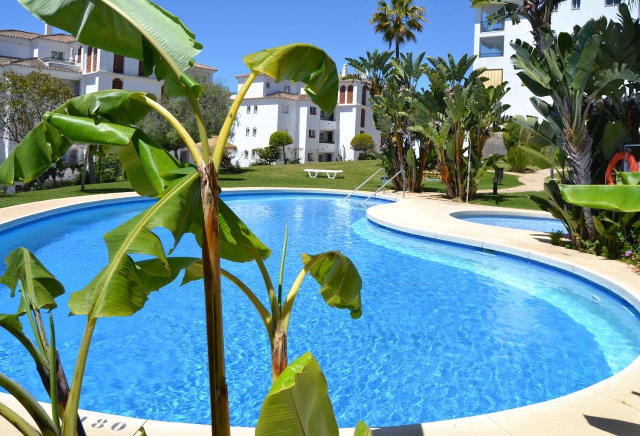 Luxury Garden Apartment - Walking Distance To The Sea Ситио-де-Калаонда Экстерьер фото