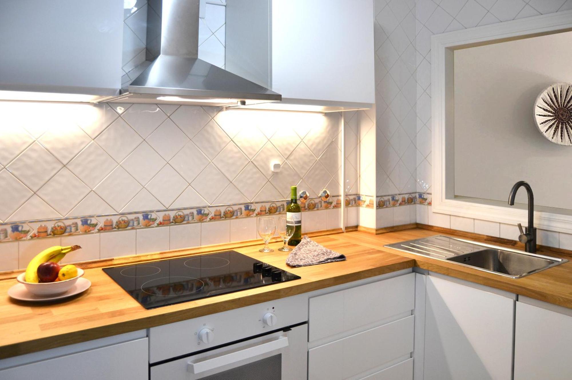 Luxury Garden Apartment - Walking Distance To The Sea Ситио-де-Калаонда Экстерьер фото